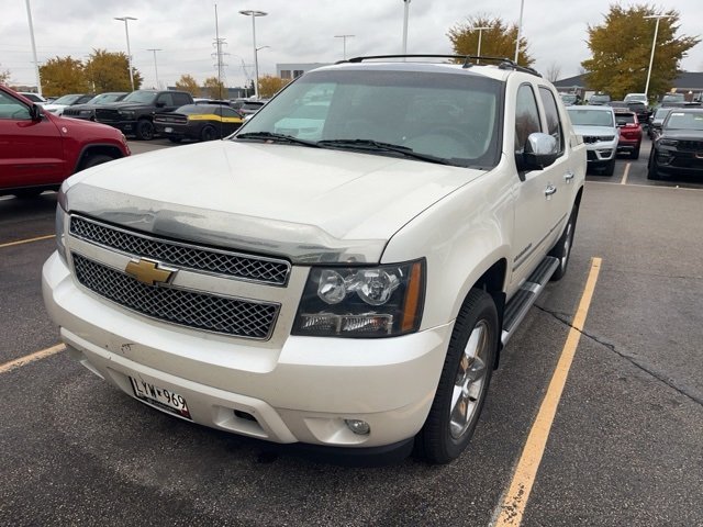 Used 2013 Chevrolet Avalanche LTZ with VIN 3GNTKGE75DG246976 for sale in Shakopee, Minnesota