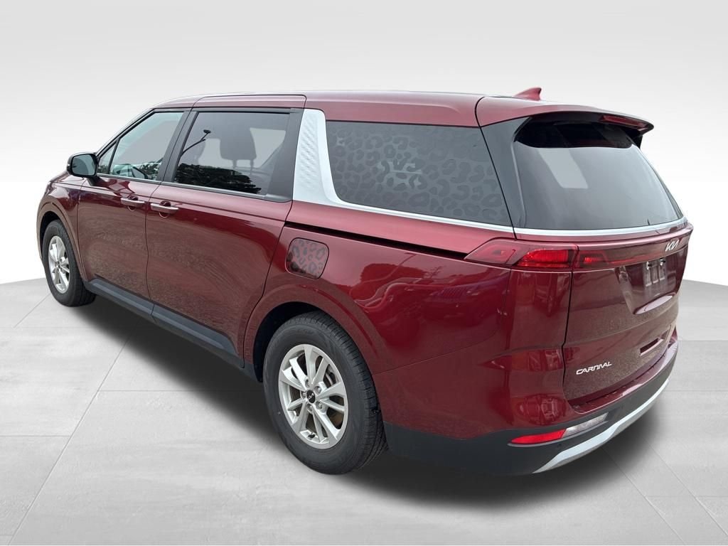 Used 2024 Red Kia LX image 3