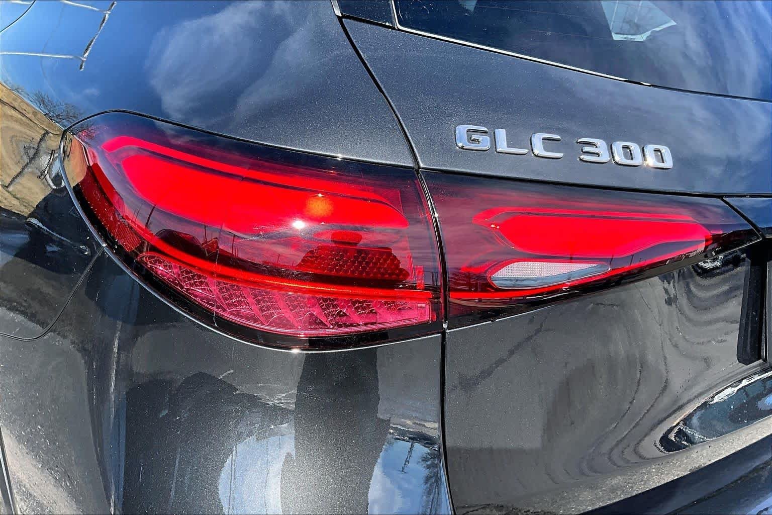 New 2026 Graphite Grey Metallic Mercedes-Benz GLC 300 image 6