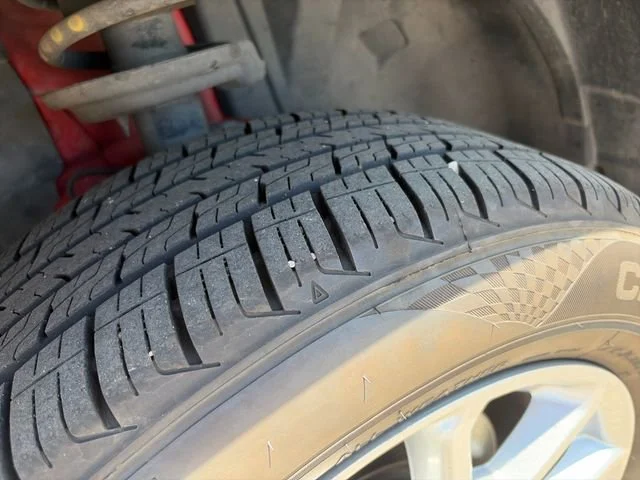 Used 2023  Jeep Latitude image 13