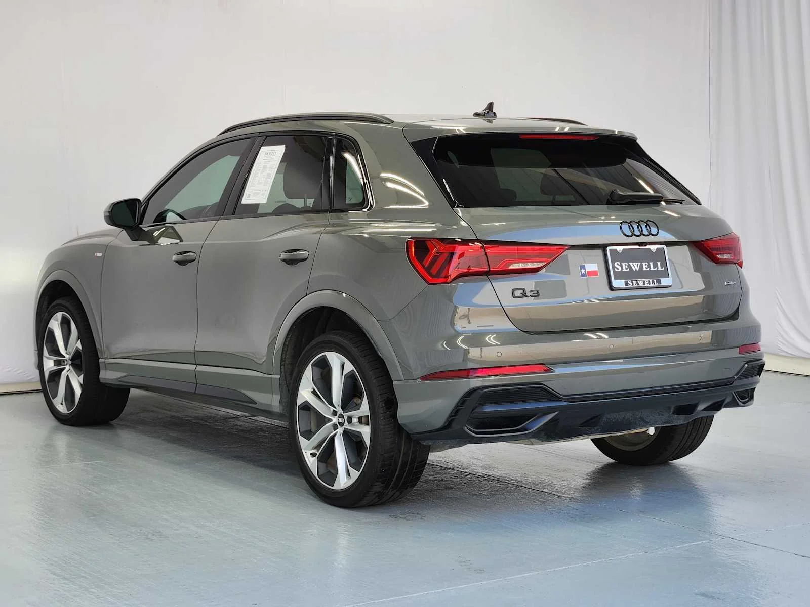 Used 2022 Chronos Gray Metallic Audi S line Premium Plus image 5