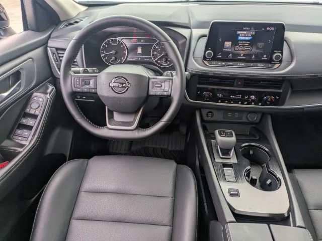 Used 2026 White Nissan SV image 17