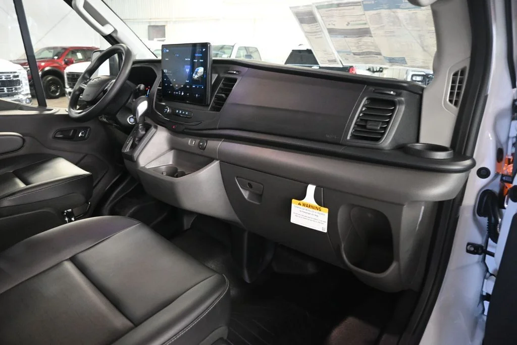 New 2026 Oxford White Ford Base image 19