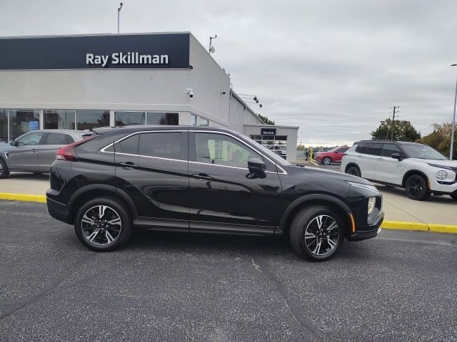New 2026 Black Mitsubishi SE image 8
