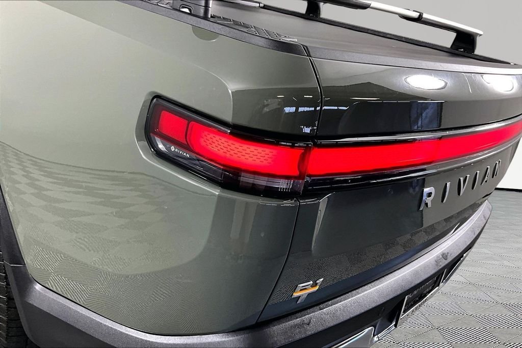 Used 2022 Green Rivian Launch Edition image 18