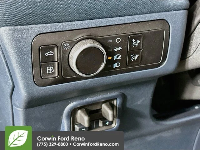 New 2026 Azure Gray Metallic Tri-Coat Ford Lariat image 11