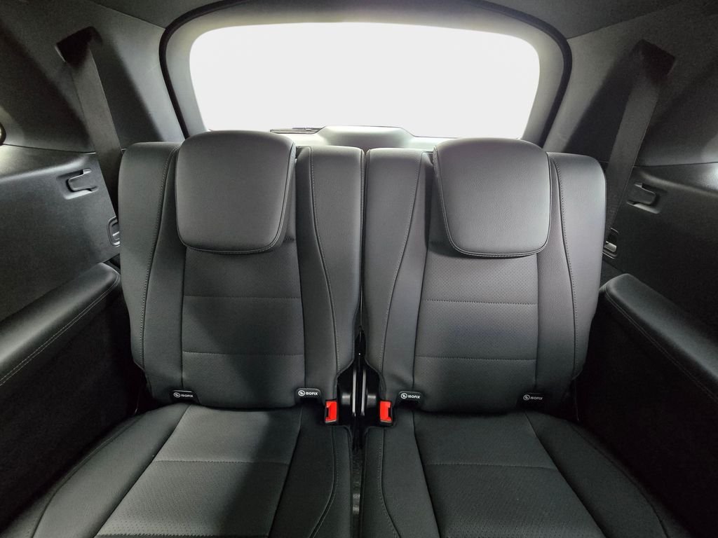 Used 2025  Mercedes-Benz GLS 450 image 18