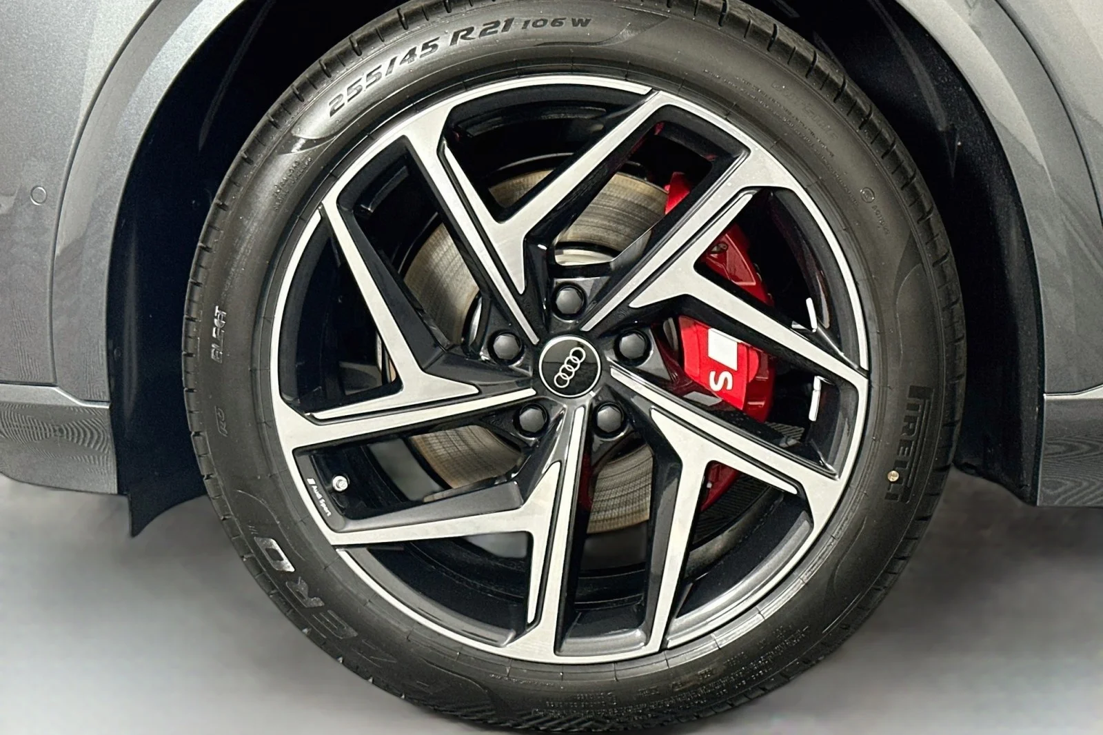 New 2027 Daytona Gray Pearl Effect Audi Premium Plus image 11