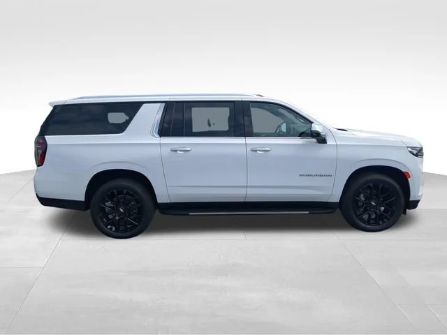 Used 2023 SUMMIT WHITE Chevrolet Premier image 7