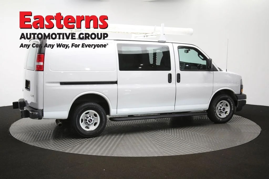Used 2019 White GMC Work Van image 37