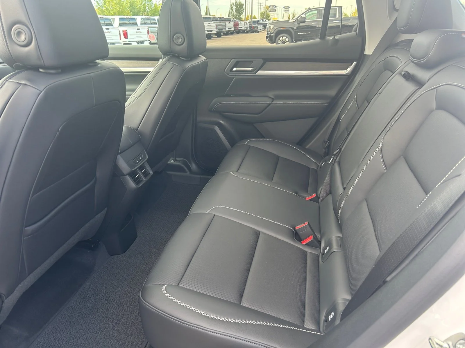 New 2027 Summit White GMC AWD Denali image 19