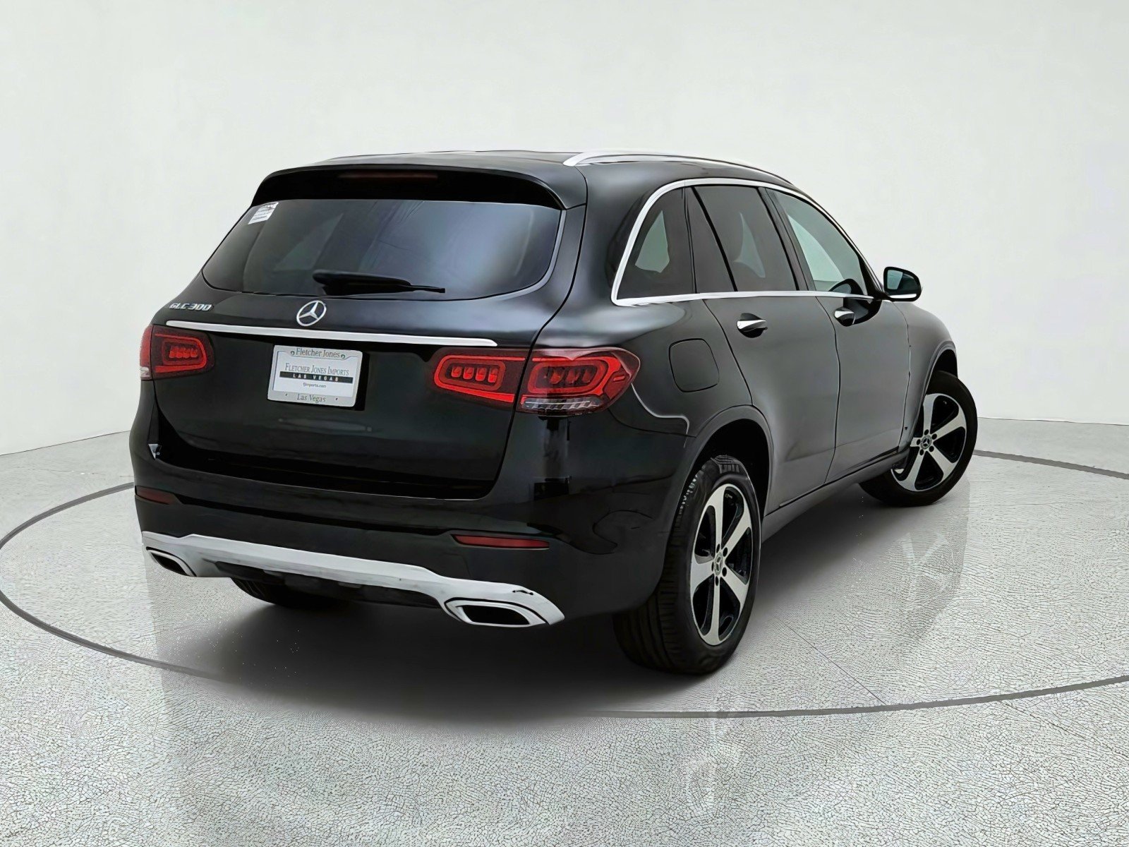 Used 2020 Black Mercedes-Benz GLC 300 image 9