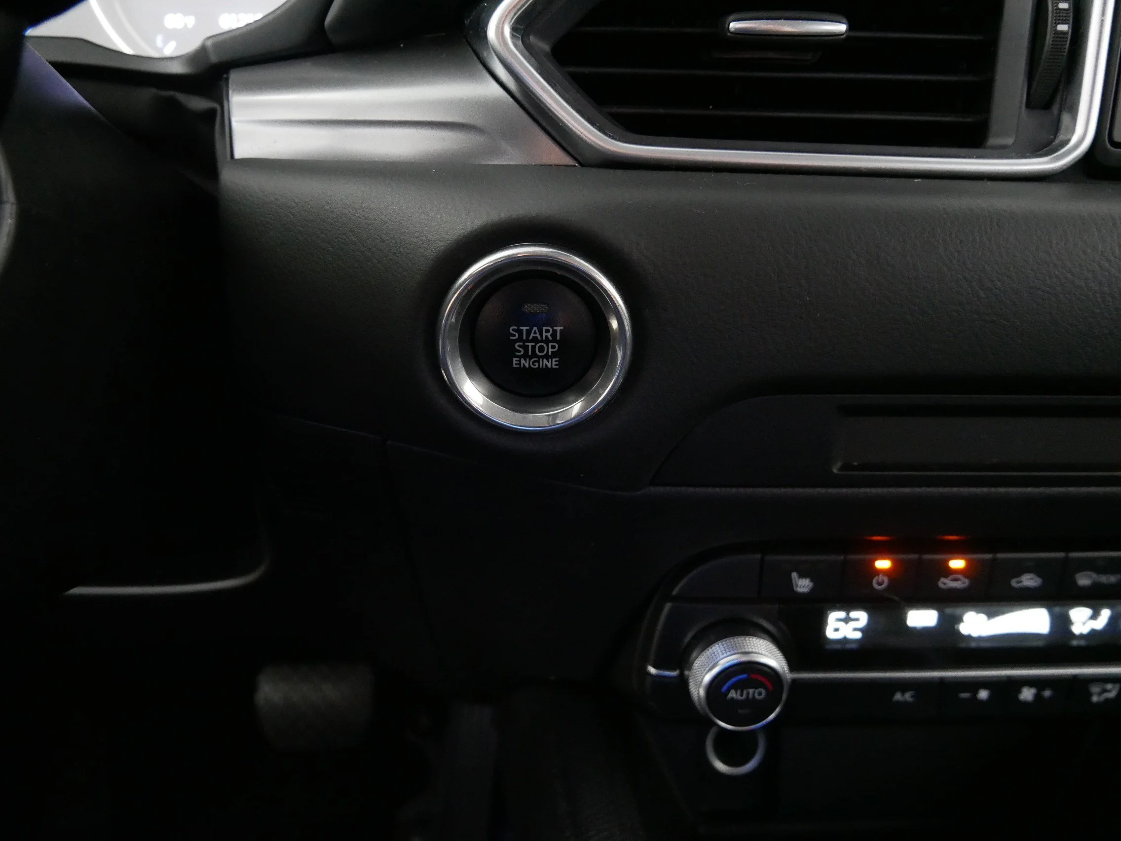 Used 2024 Jet Black Mica Mazda 2.5 S Select Package image 29