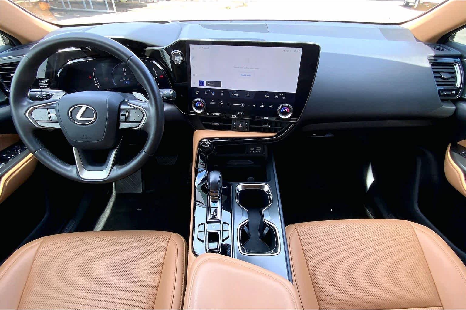 Used 2022 GRECIAN WATER Lexus Premium image 23