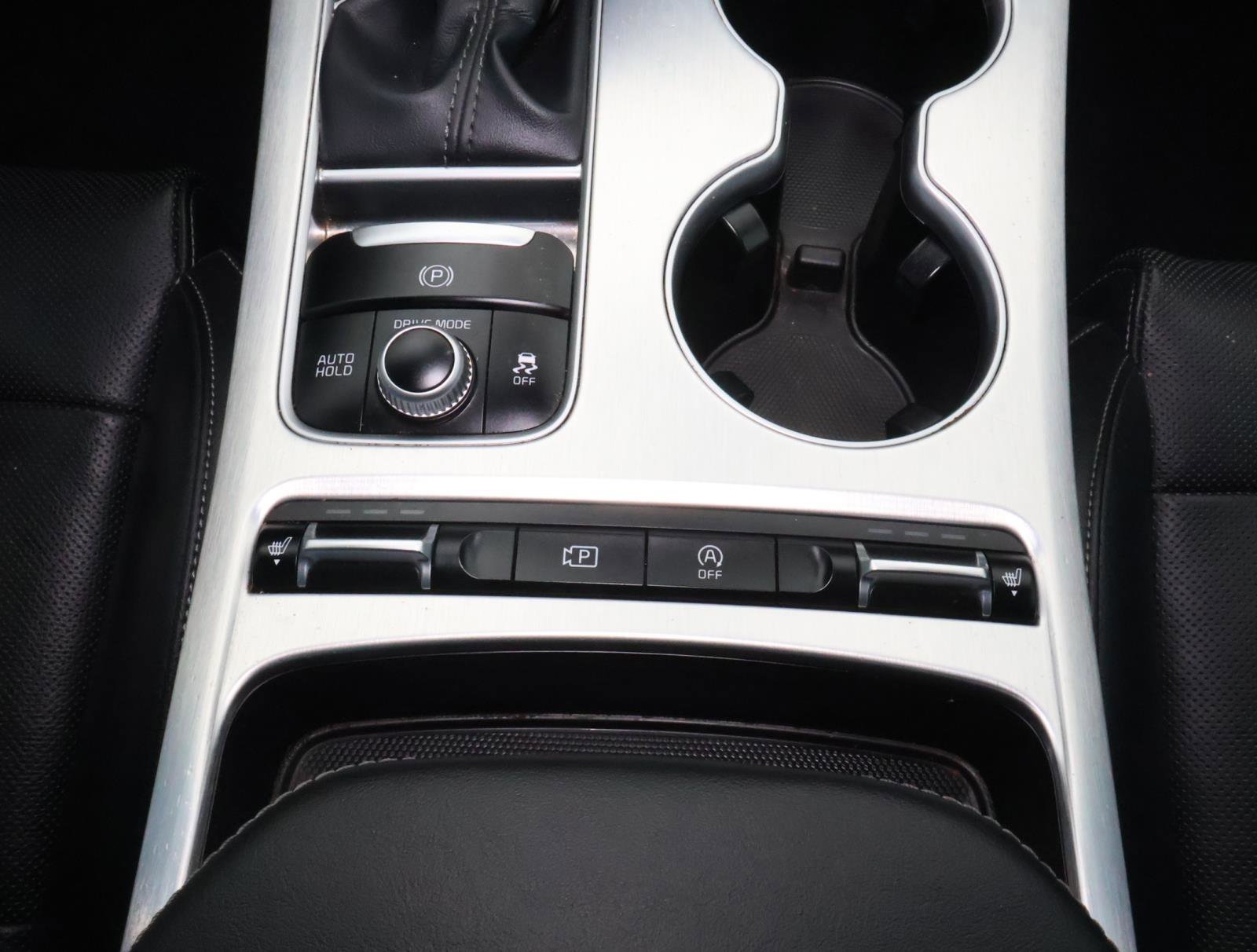 2022 Kia Stinger GT1 - Photo 23