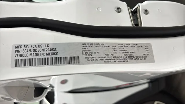Used 2022 Bright White Clearcoat Jeep Trailhawk image 27