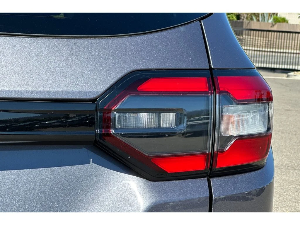Certified Used 2024 Modern Steel Metallic Honda Elite image 54