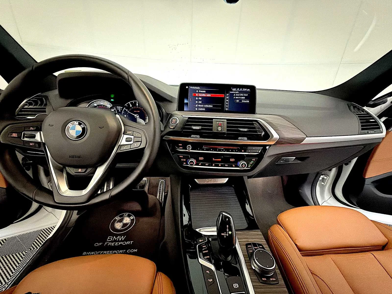 Used 2019 Alpine White BMW xDrive30i image 14