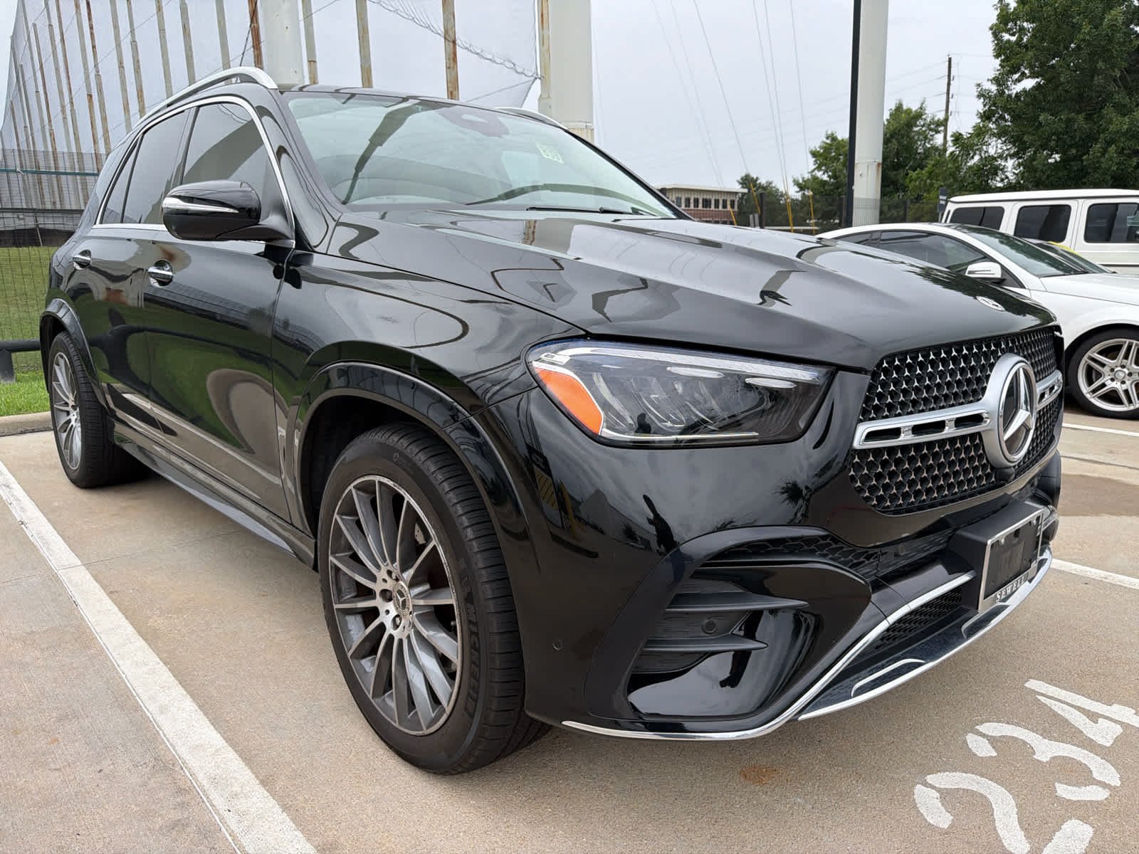 Certified Used 2024 Black Mercedes-Benz GLE 350 image 2