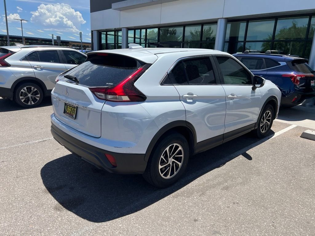 Used 2022  Mitsubishi ES image 6