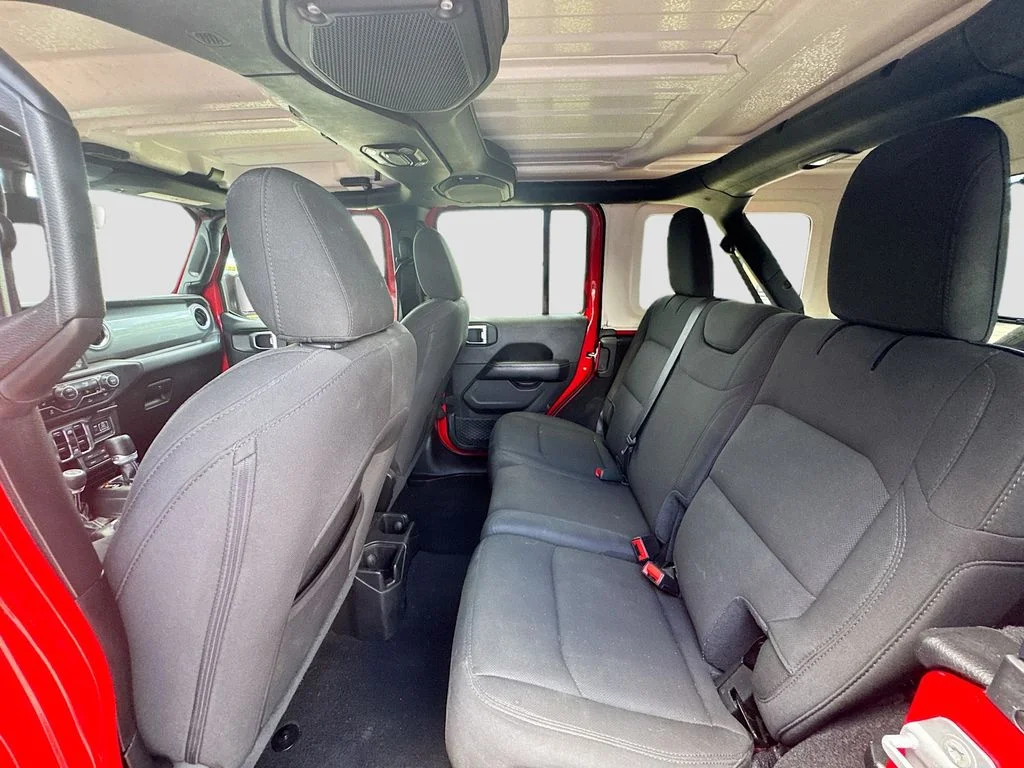 Used 2023 Red Jeep Sahara image 27