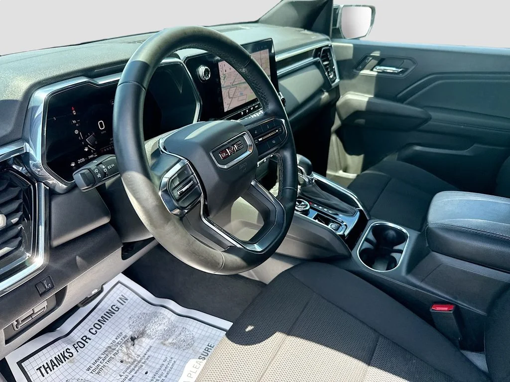 Used 2023 Silver GMC Elevation image 25