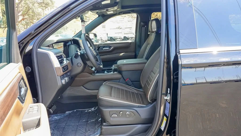 New 2026 Onyx Black GMC Denali Ultimate image 16