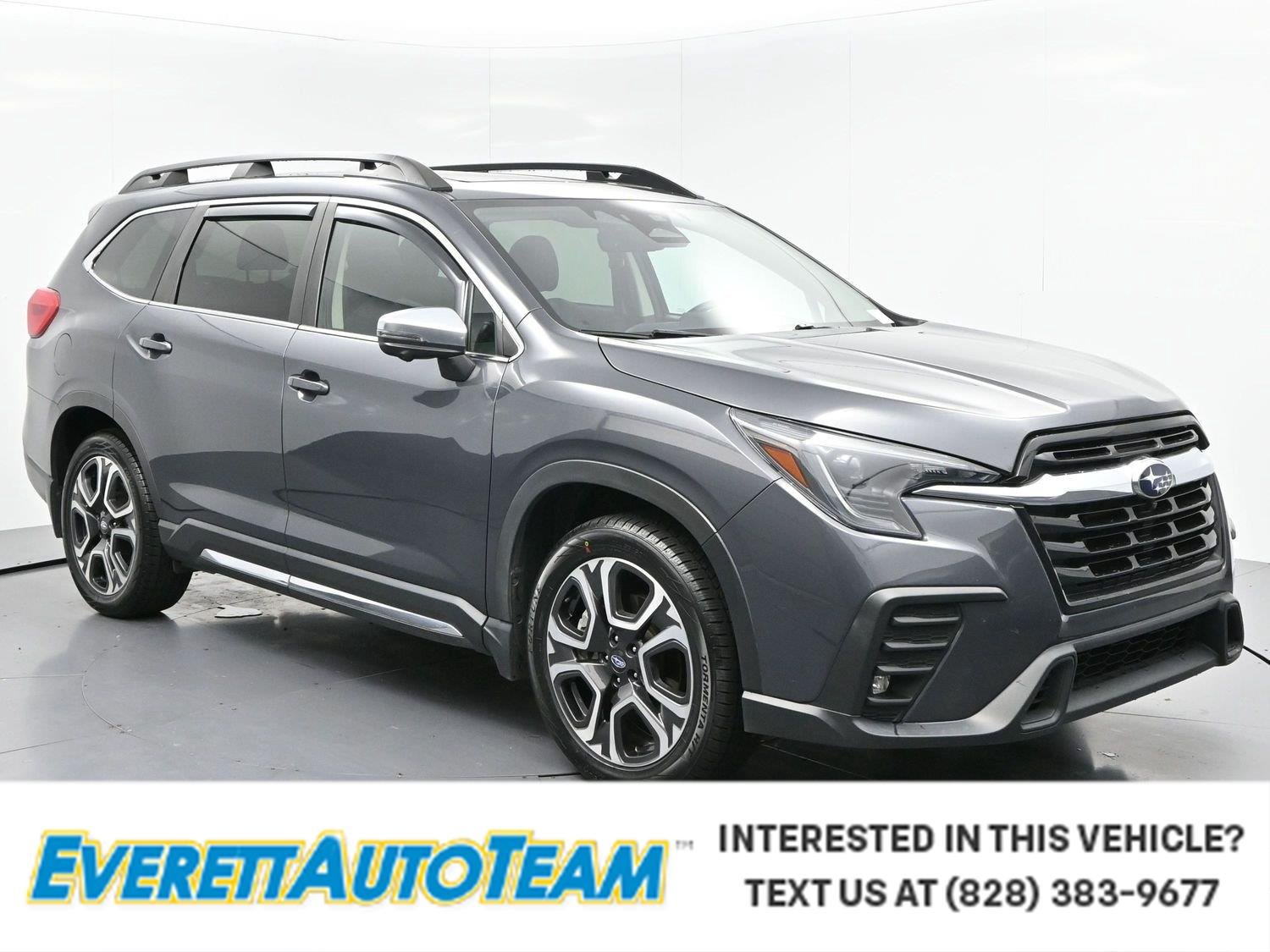 Used 2023 Magnetite Gray Metallic Subaru Limited image 1