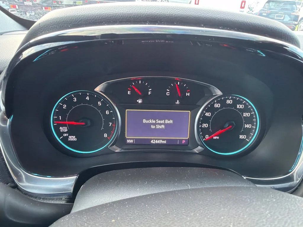 Used 2023 Sterling Gray Metallic Chevrolet LT image 3