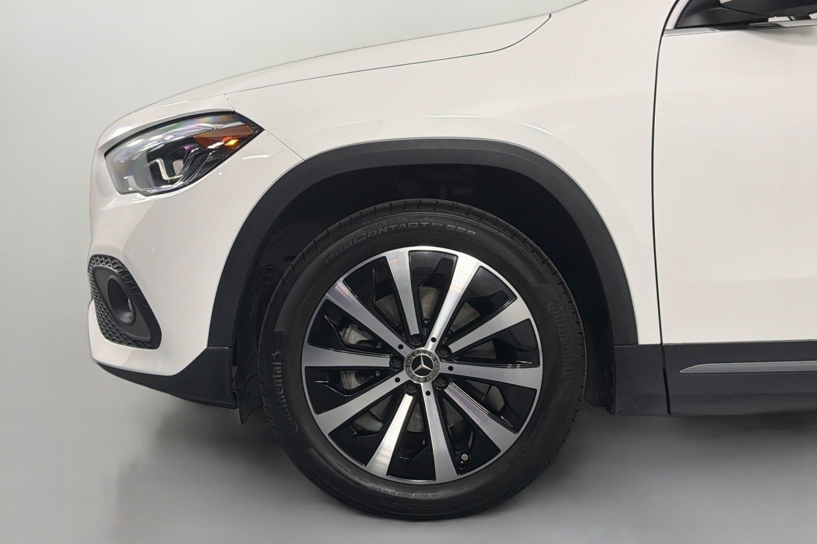 Used 2023 Polar White Mercedes-Benz 250 image 10