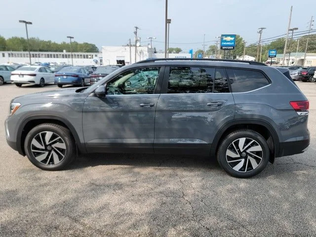 2026 Volkswagen Atlas SE w/Tech - Photo 7