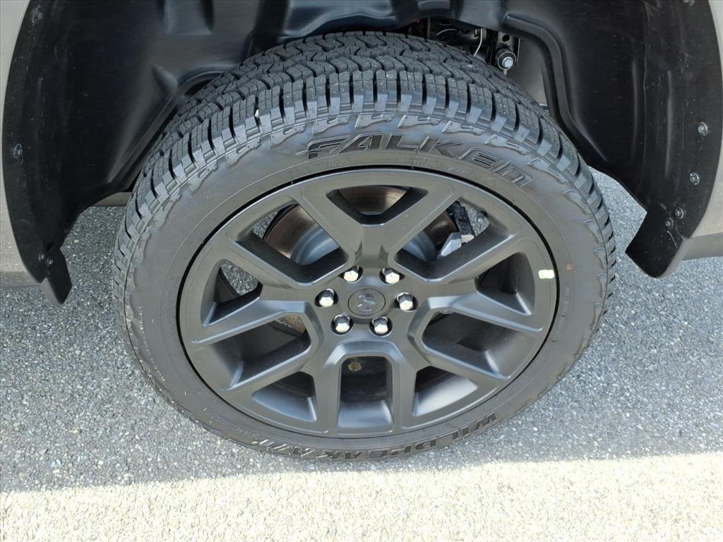 New 2026 Granite Crystal Metallic Clear-Coat Exterior Paint RAM Laramie image 8