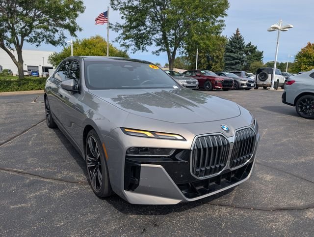 Certified Used 2023 Oxide Gray Metallic BMW 760i xDrive image 7