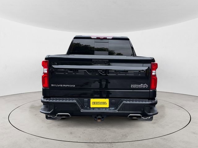 Used 2024 Black Chevrolet High Country image 4