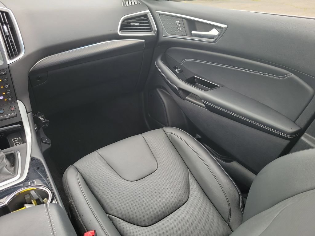 Used 2018 Ingot Silver Metallic Ford Titanium image 26