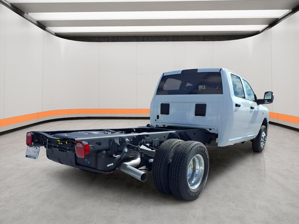 2025 RAM 3500 Chassis Tradesman - Photo 6
