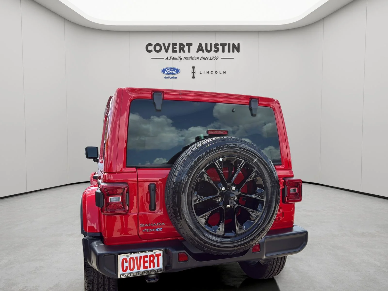 Used 2025 Red Jeep Sahara 4xe image 4