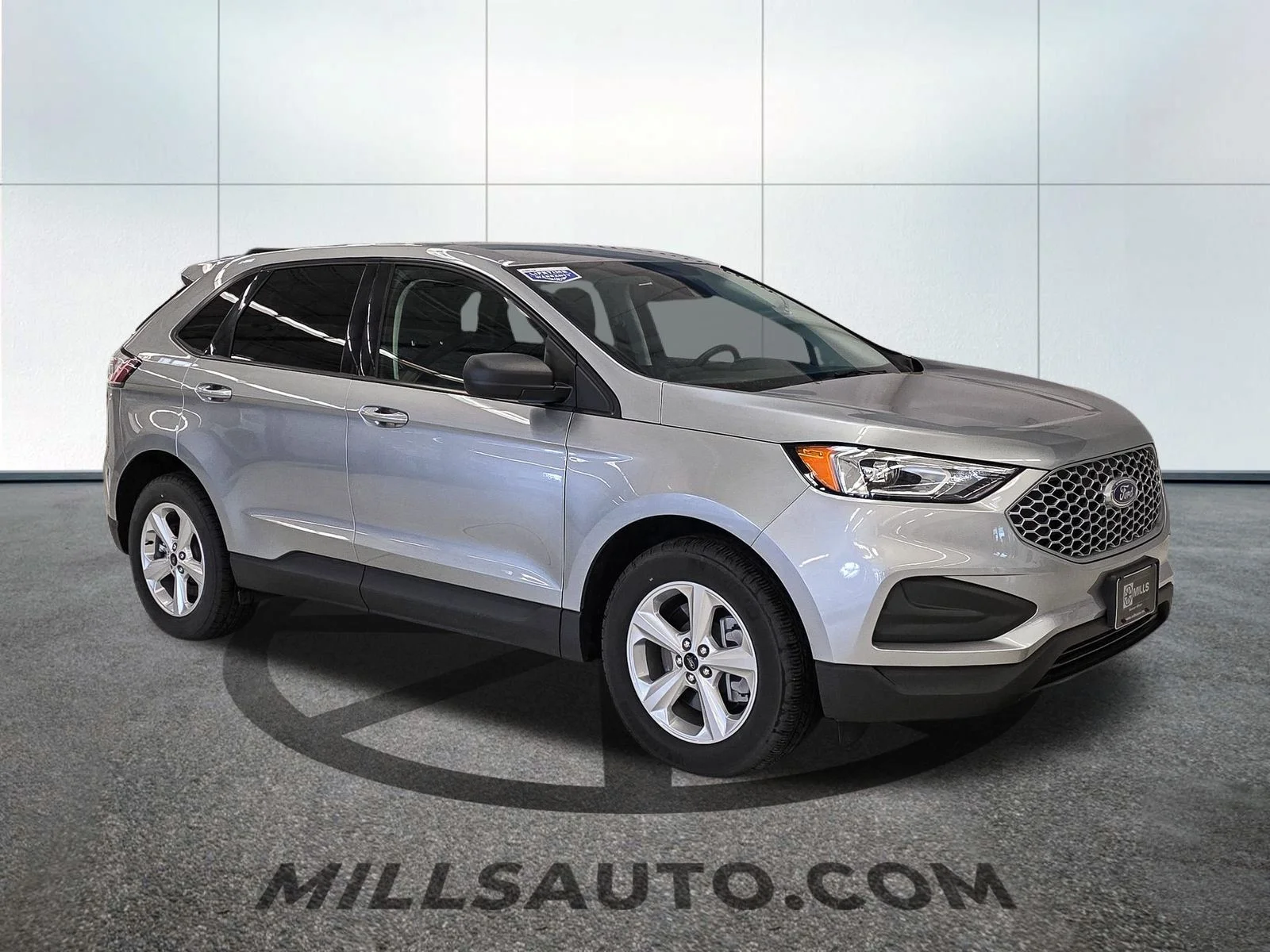 New 2024 Iconic Silver Metallic Ford SE image 10