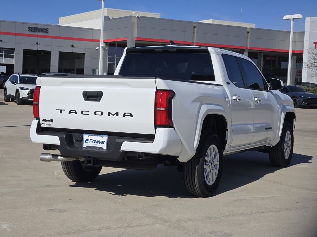 2026 Toyota Tacoma SR5 - Photo 4