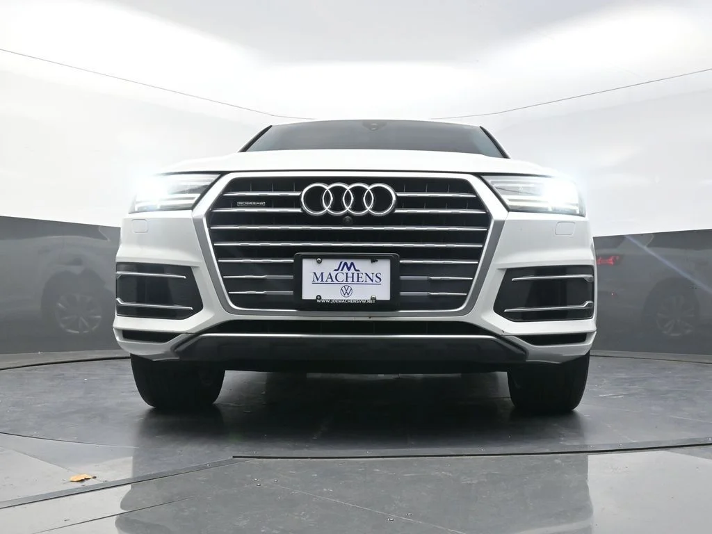 Used 2019  Audi 55 Premium image 25