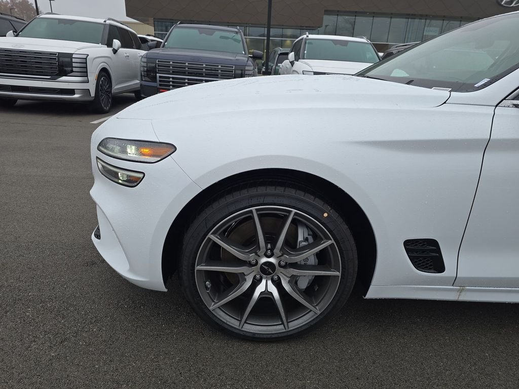 Used 2026 White Genesis 2.5T image 10