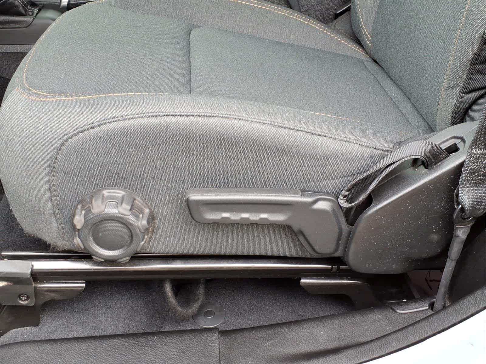 Used 2024 Earl Clearcoat Jeep Sport image 16