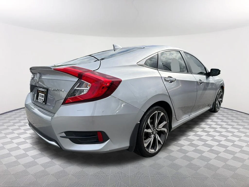 Used 2020 Silver Honda Touring image 5