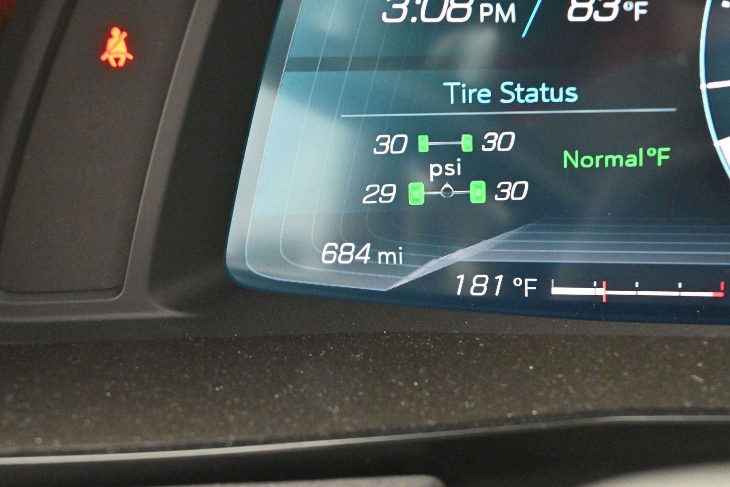 Used 2024 Arctic White Chevrolet 1LT image 20