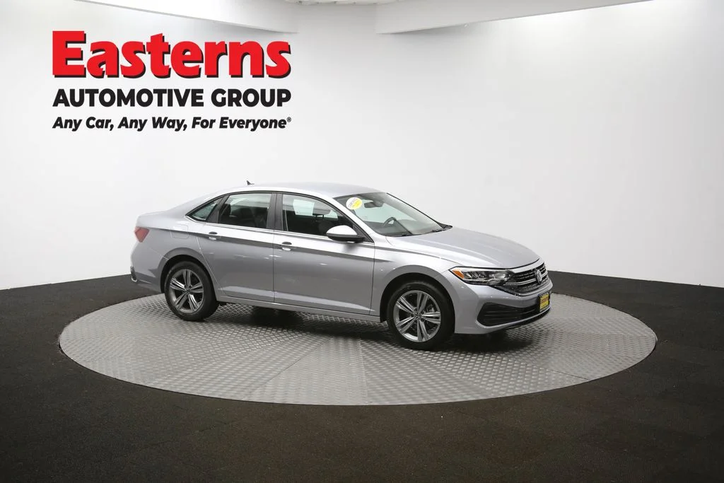 Used 2024 Silver Volkswagen 1.5T SE image 44