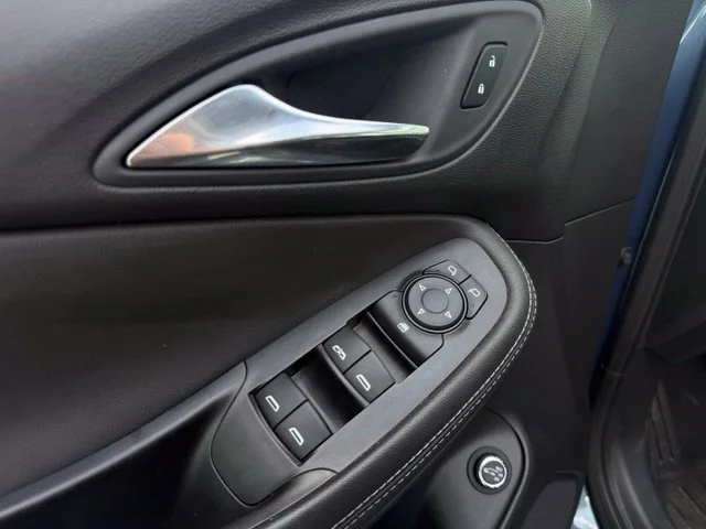Used 2024 Blue Buick Preferred image 16