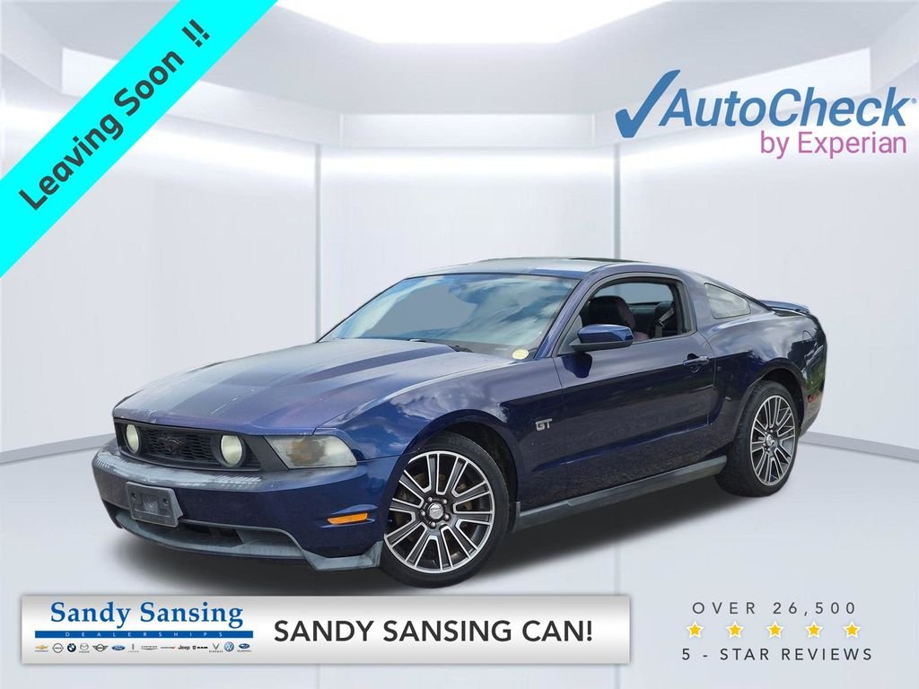 Used 2010  Ford GT Premium image 1