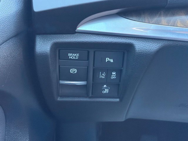 Used 2020 Black Acura Technology image 20