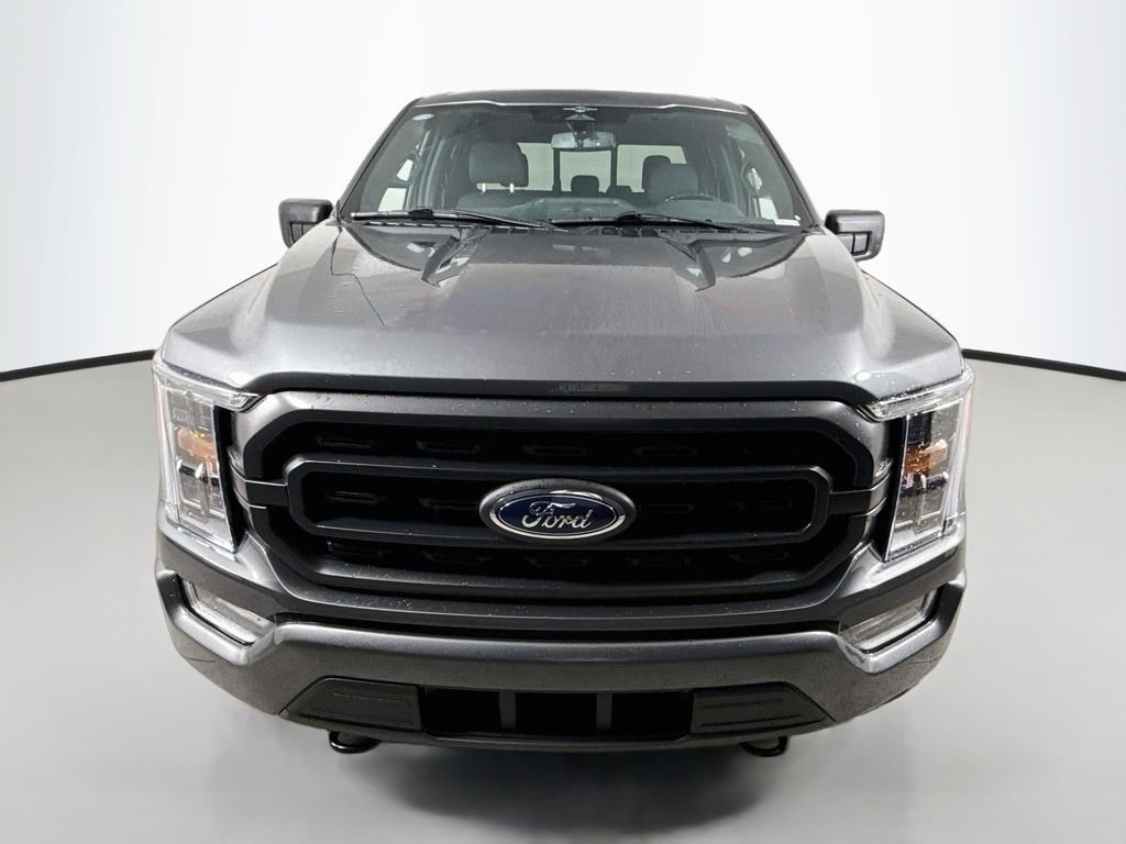 Used 2023 Carbonized Gray Metallic Ford XLT image 9