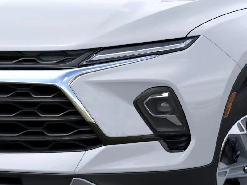 New 2026 Summit White Chevrolet 2LT image 9